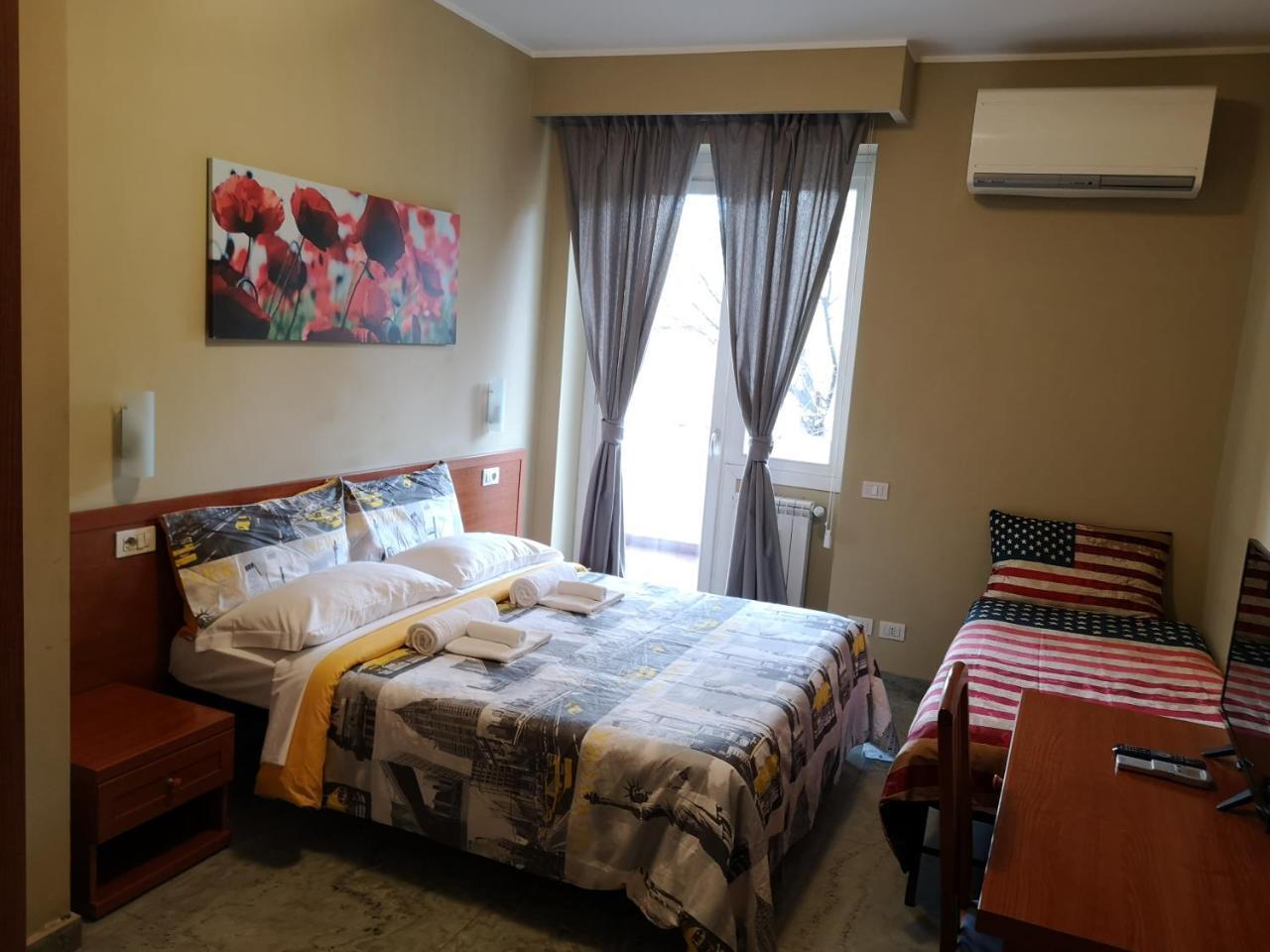 Smart Trastevere Рим Екстериор снимка